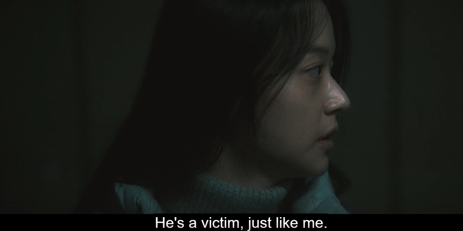 Joo-yeon is providing testimony about the incident.