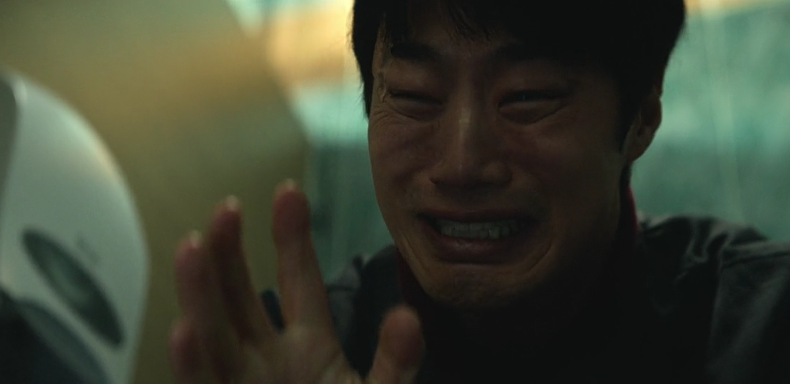 Jae-yeong Crying for his father's death