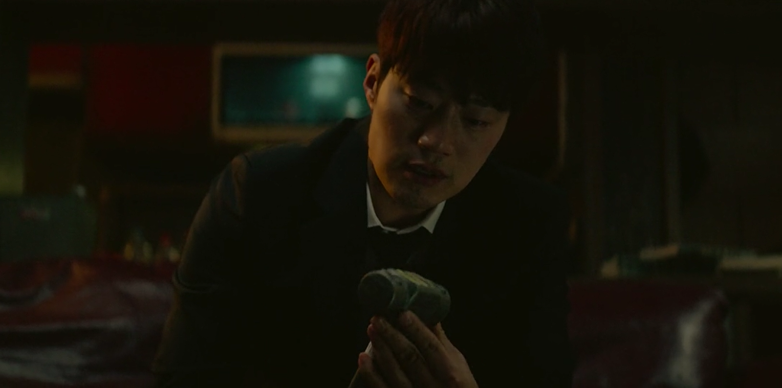 Jae-yeong planning to murder jang-gil
